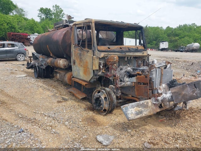 2003 Freightliner Medium Conventional Fl70 მანქანა იყიდება აუქციონზე, vin: 1FVABTBV93DL68316, აუქციონის ნომერი: 44904592