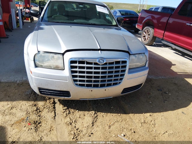 2007 Chrysler 300 მანქანა იყიდება აუქციონზე, vin: 2C3KA43R57H806286, აუქციონის ნომერი: 44904596