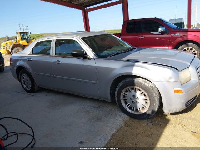 2007 Chrysler 300 მანქანა იყიდება აუქციონზე, vin: 2C3KA43R57H806286, აუქციონის ნომერი: 44904596
