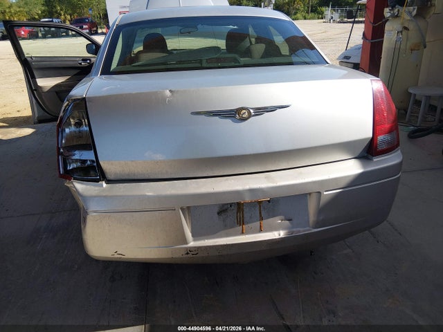 2007 Chrysler 300 მანქანა იყიდება აუქციონზე, vin: 2C3KA43R57H806286, აუქციონის ნომერი: 44904596