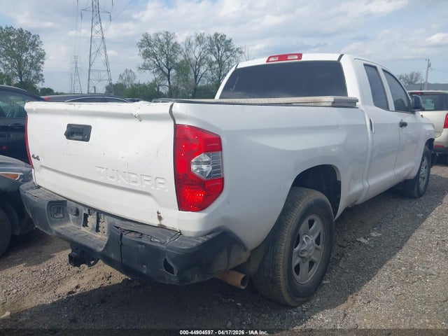 Aukcja sprzedaży 2017 Toyota Tundra Sr 5.7l V8, vin: 5TFUW5F13HX625184, numer aukcji: 44904597