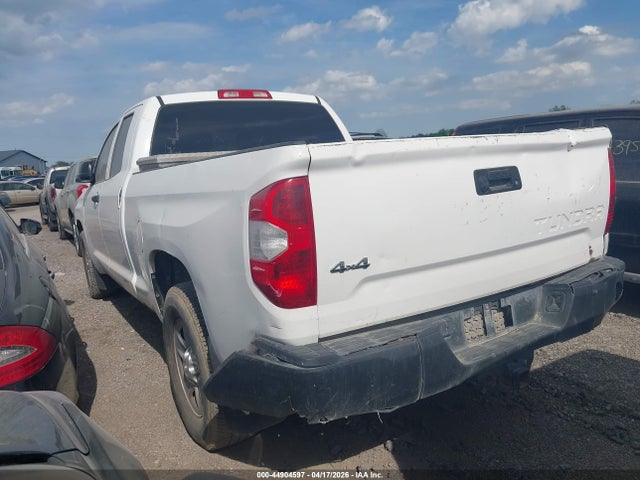 Aukcja sprzedaży 2017 Toyota Tundra Sr 5.7l V8, vin: 5TFUW5F13HX625184, numer aukcji: 44904597