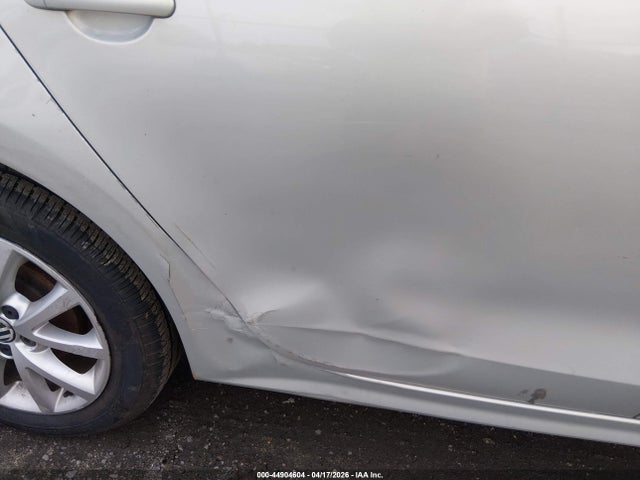 44904604 :رقم المزاد ، 3VWDZ7AJ8BM393508 vin ، 2011 Volkswagen Jetta 2.5l Se مزاد بيع