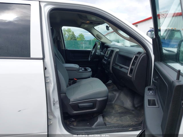 Продаж на аукціоні авто 2019 Ram 1500 Classic Tradesman  4x4 5'7 Box, vin: 1C6RR7KGXKS632860, номер лоту: 44904618