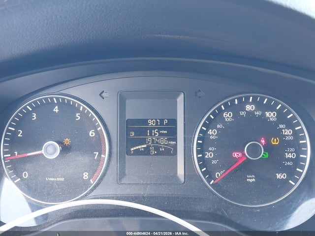 3VWD17AJ8EM275177 Volkswagen Jetta 1.8t Se