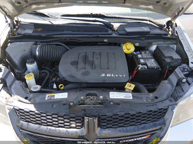 2015 Dodge Grand Caravan Se Plus მანქანა იყიდება აუქციონზე, vin: 2C4RDGBG7FR691847, აუქციონის ნომერი: 44904657