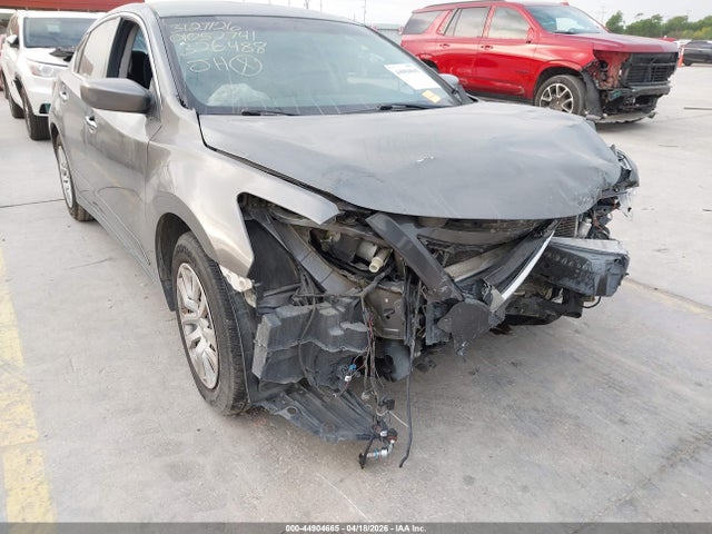 44904665 :رقم المزاد ، 1N4AL3AP4FN326488 vin ، 2015 Nissan Altima 2.5 S مزاد بيع