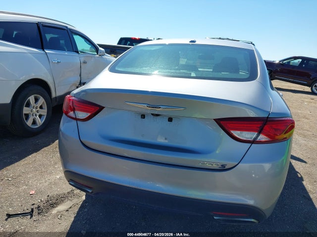 2016 Chrysler 200 S მანქანა იყიდება აუქციონზე, vin: 1C3CCCBB2GN144753, აუქციონის ნომერი: 44904677