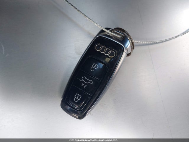 44904684 :رقم المزاد ، WA1LJAF72MD013135 vin ، 2021 Audi Q7 Premium Plus 45 Tfsi Quattro Tiptronic مزاد بيع