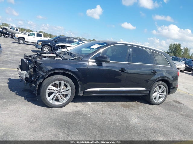 44904684 :رقم المزاد ، WA1LJAF72MD013135 vin ، 2021 Audi Q7 Premium Plus 45 Tfsi Quattro Tiptronic مزاد بيع
