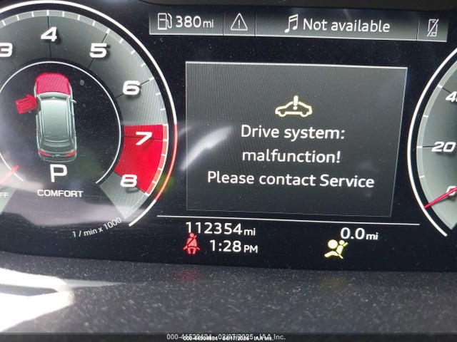 44904684 :رقم المزاد ، WA1LJAF72MD013135 vin ، 2021 Audi Q7 Premium Plus 45 Tfsi Quattro Tiptronic مزاد بيع