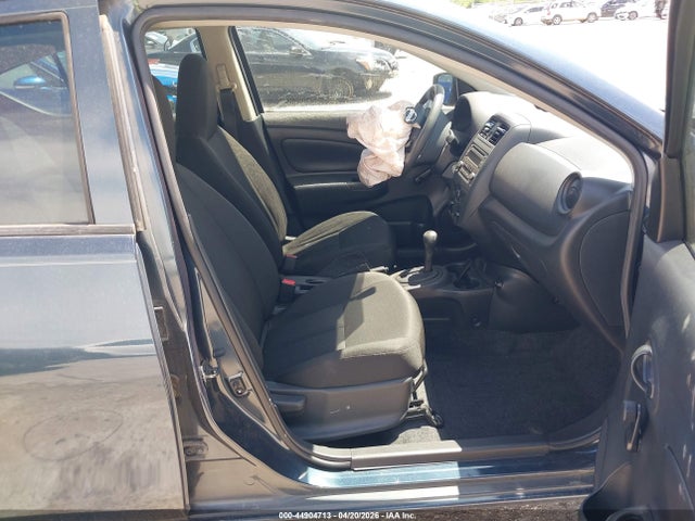 44904713 :رقم المزاد ، 3N1CN7AP4HL891673 vin ، 2017 Nissan Versa 1.6 S+ مزاد بيع
