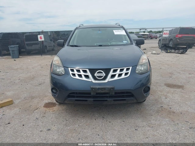 2015 Nissan Rogue Select S მანქანა იყიდება აუქციონზე, vin: JN8AS5MTXFW667975, აუქციონის ნომერი: 44904717