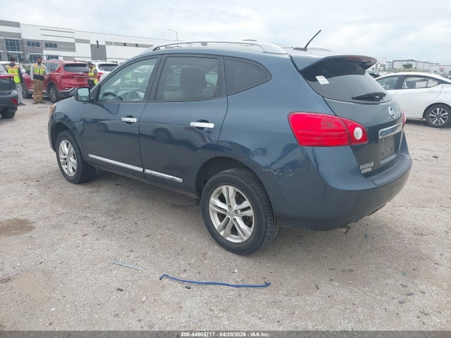 2015 Nissan Rogue Select S მანქანა იყიდება აუქციონზე, vin: JN8AS5MTXFW667975, აუქციონის ნომერი: 44904717