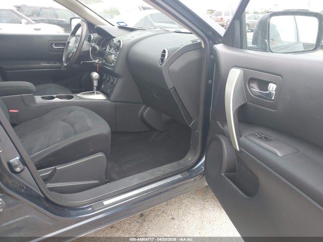 2015 Nissan Rogue Select S მანქანა იყიდება აუქციონზე, vin: JN8AS5MTXFW667975, აუქციონის ნომერი: 44904717