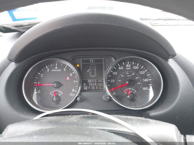 2015 Nissan Rogue Select S მანქანა იყიდება აუქციონზე, vin: JN8AS5MTXFW667975, აუქციონის ნომერი: 44904717