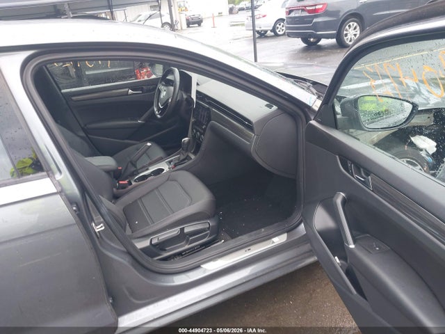 44904723 :رقم المزاد ، 1VWMA7A31MC011283 vin ، 2021 Volkswagen Passat 2.0t R-line مزاد بيع
