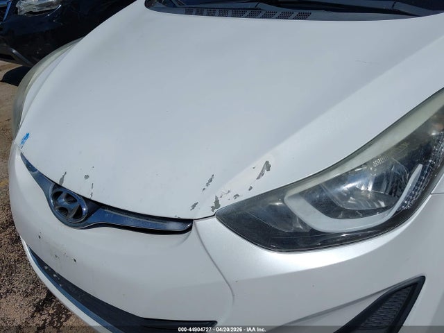 Продажа на аукционе авто 2015 Hyundai Elantra Se, vin: 5NPDH4AE9FH563104, номер лота: 44904727