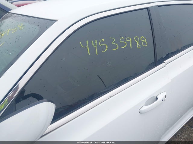 2014 Chrysler 300 მანქანა იყიდება აუქციონზე, vin: 2C3CCAAG5EH175518, აუქციონის ნომერი: 44904728
