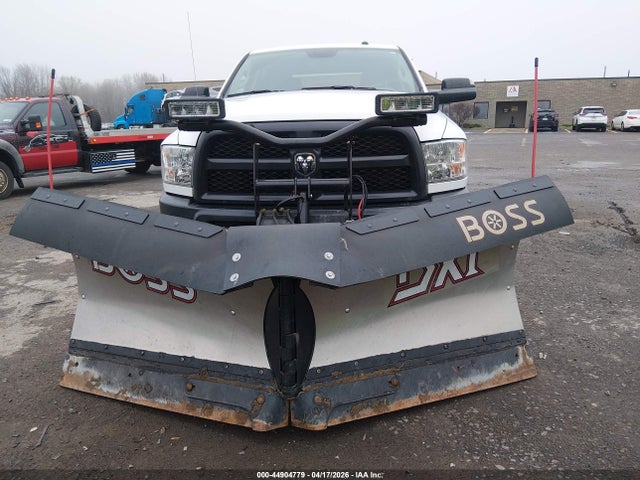44904779 :رقم المزاد ، 3C63R3CT5JG410095 vin ، 2018 Ram 3500 Tradesman  4x4 6'4 Box مزاد بيع