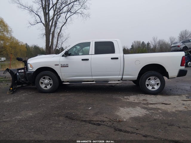 44904779 :رقم المزاد ، 3C63R3CT5JG410095 vin ، 2018 Ram 3500 Tradesman  4x4 6'4 Box مزاد بيع