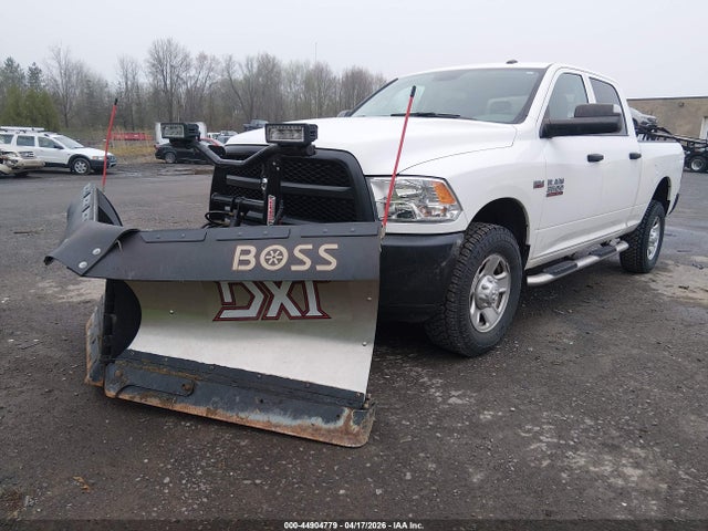 44904779 :رقم المزاد ، 3C63R3CT5JG410095 vin ، 2018 Ram 3500 Tradesman  4x4 6'4 Box مزاد بيع