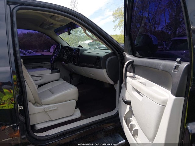 Продажа на аукционе авто 2011 Chevrolet Silverado 1500 Lt, vin: 3GCPCSE0XBG352379, номер лота: 44904789