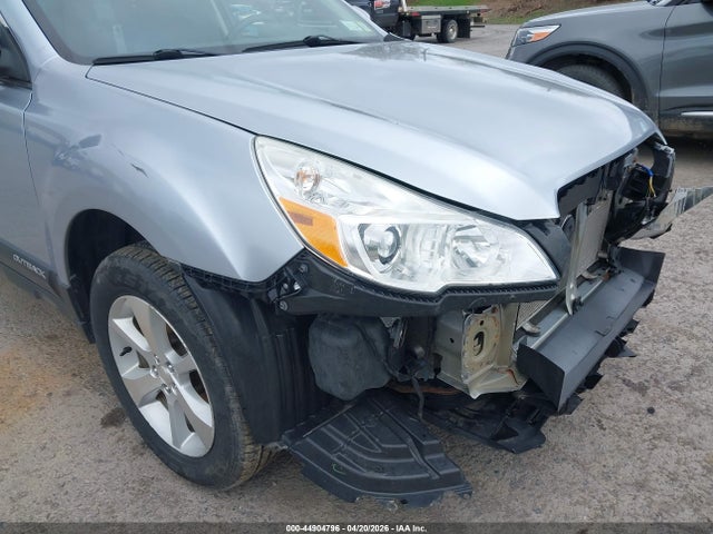 2014 Subaru Outback 2.5i Limited მანქანა იყიდება აუქციონზე, vin: 4S4BRBLC1E3228171, აუქციონის ნომერი: 44904796
