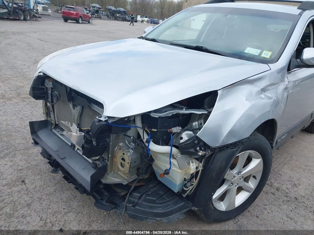 2014 Subaru Outback 2.5i Limited მანქანა იყიდება აუქციონზე, vin: 4S4BRBLC1E3228171, აუქციონის ნომერი: 44904796
