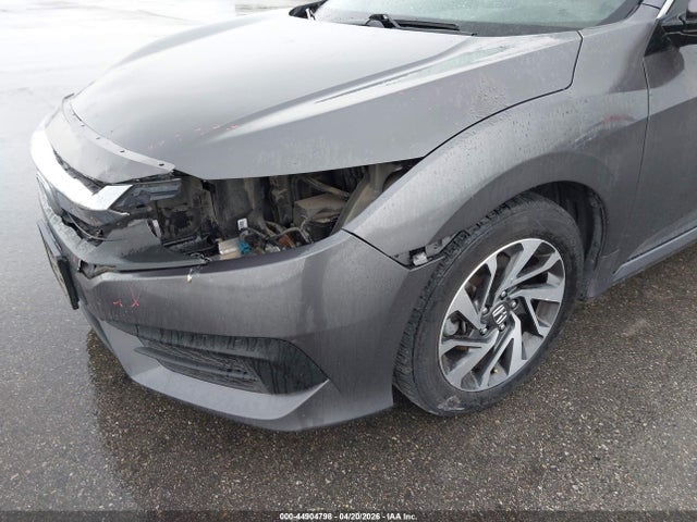 2018 Honda Civic Ex მანქანა იყიდება აუქციონზე, vin: 19XFC2F79JE040930, აუქციონის ნომერი: 44904798
