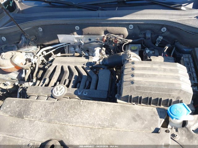 2022 Volkswagen Atlas Cross Sport 3.6l V6 Sel Premium R-line მანქანა იყიდება აუქციონზე, vin: 1V2FE2CA6NC200557, აუქციონის ნომერი: 44904827
