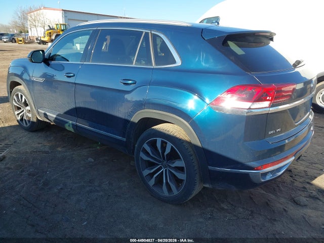 2022 Volkswagen Atlas Cross Sport 3.6l V6 Sel Premium R-line მანქანა იყიდება აუქციონზე, vin: 1V2FE2CA6NC200557, აუქციონის ნომერი: 44904827