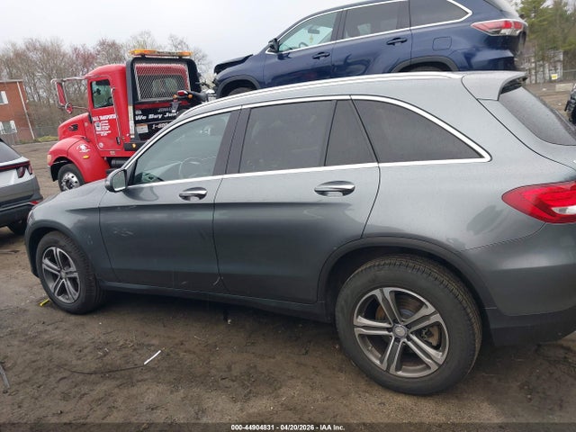 44904831 :رقم المزاد ، WDC0G4KB6GF011880 vin ، 2016 Mercedes-benz Glc 300 4matic مزاد بيع