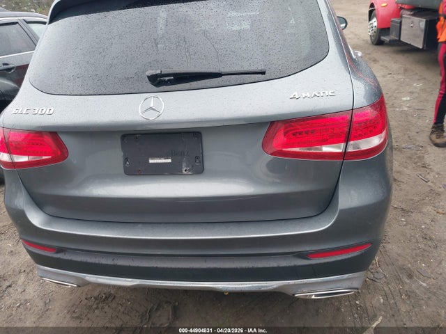 44904831 :رقم المزاد ، WDC0G4KB6GF011880 vin ، 2016 Mercedes-benz Glc 300 4matic مزاد بيع