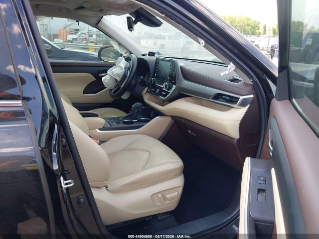 Aukcja sprzedaży 2022 Toyota Highlander Xle, vin: 5TDGZRAH1NS538840, numer aukcji: 44904850