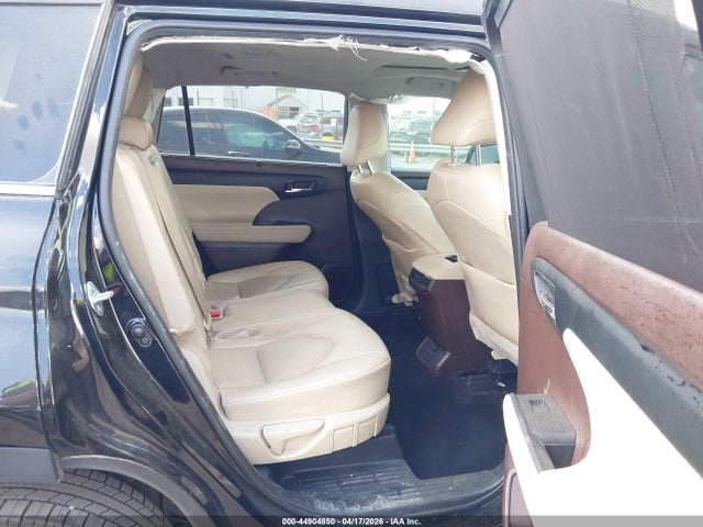 Aukcja sprzedaży 2022 Toyota Highlander Xle, vin: 5TDGZRAH1NS538840, numer aukcji: 44904850