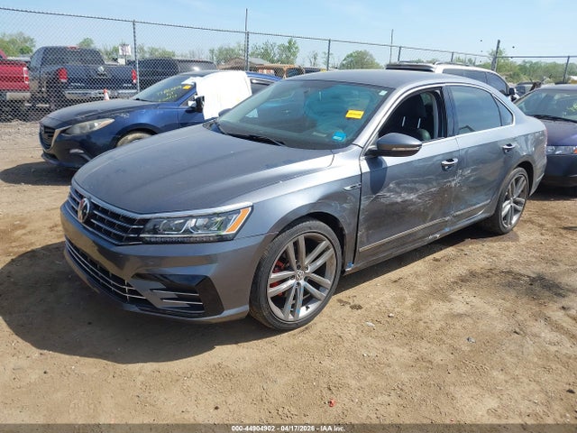 44904902 :رقم المزاد ، 1VWDT7A3XHC084488 vin ، 2017 Volkswagen Passat 1.8t R-line مزاد بيع