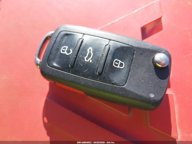 44904923 :رقم المزاد ، 3VWD67AJ5GM290983 vin ، 2016 Volkswagen Jetta 1.4t Se مزاد بيع