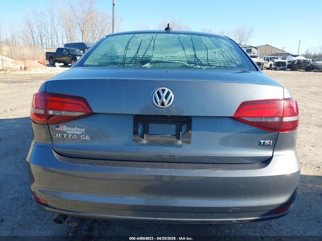 44904923 :رقم المزاد ، 3VWD67AJ5GM290983 vin ، 2016 Volkswagen Jetta 1.4t Se مزاد بيع