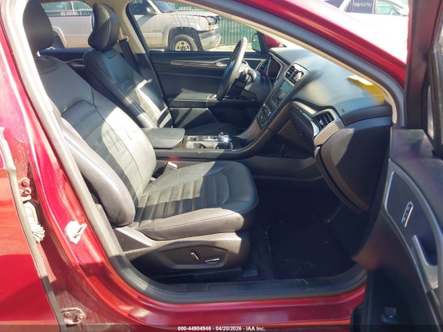 44904946 :رقم المزاد ، 3FA6P0T95HR376209 vin ، 2017 Ford Fusion Se مزاد بيع