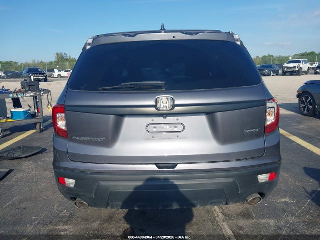 Продаж на аукціоні авто 2021 Honda Passport 2wd Sport, vin: 5FNYF7H25MB006707, номер лоту: 44904964