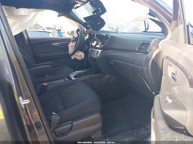 Продаж на аукціоні авто 2021 Honda Passport 2wd Sport, vin: 5FNYF7H25MB006707, номер лоту: 44904964