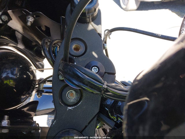 1HD1YWK18LB069984 Harley-Davidson FXLRS