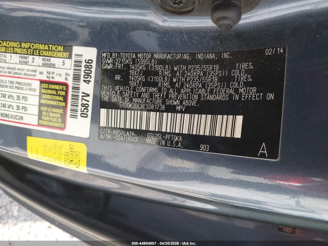 5TDDK3DC8ES081738 Toyota Sienna Limited 7 Passenger