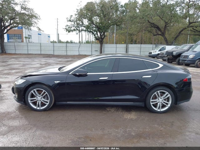 44905007 :رقم المزاد ، 5YJSA1H12EFP32793 vin ، 2014 Tesla Model S P85 مزاد بيع