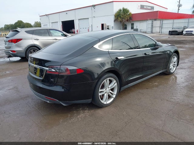 2014 TESLA MODEL S 5YJSA1H12EFP32793 Photo 3