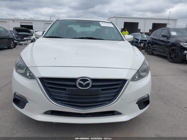 Продажа на аукционе авто 2016 Mazda Mazda3 I Sport, vin: 3MZBM1U70GM313175, номер лота: 44905043