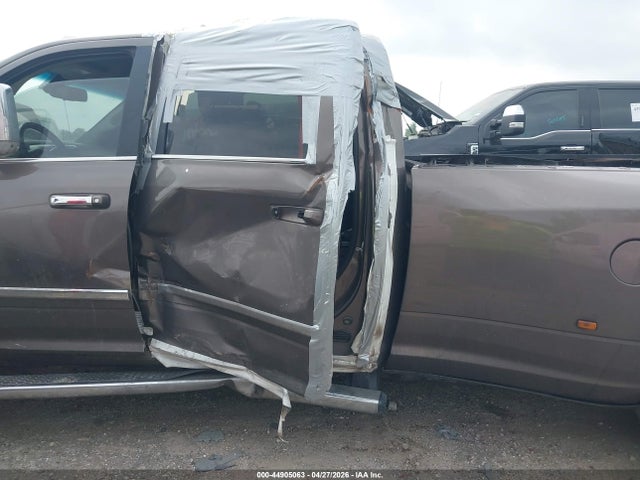 44905063 :رقم المزاد ، 3C63RRHL6JG353742 vin ، 2018 Ram 3500 مزاد بيع