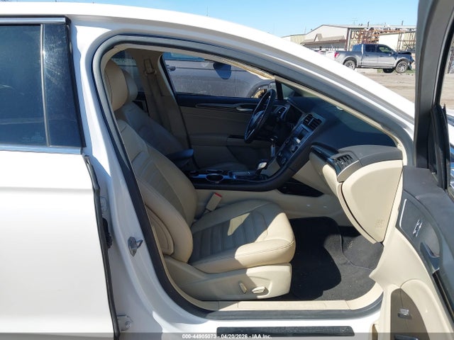 44905073 :رقم المزاد ، 1FA6P0HD7E5352912 vin ، 2014 Ford Fusion Se مزاد بيع