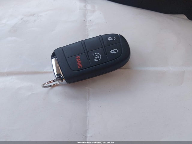 44905114 :رقم المزاد ، ZACNJDC19MPM25793 vin ، 2021 Jeep Renegade Trailhawk 4x4 مزاد بيع